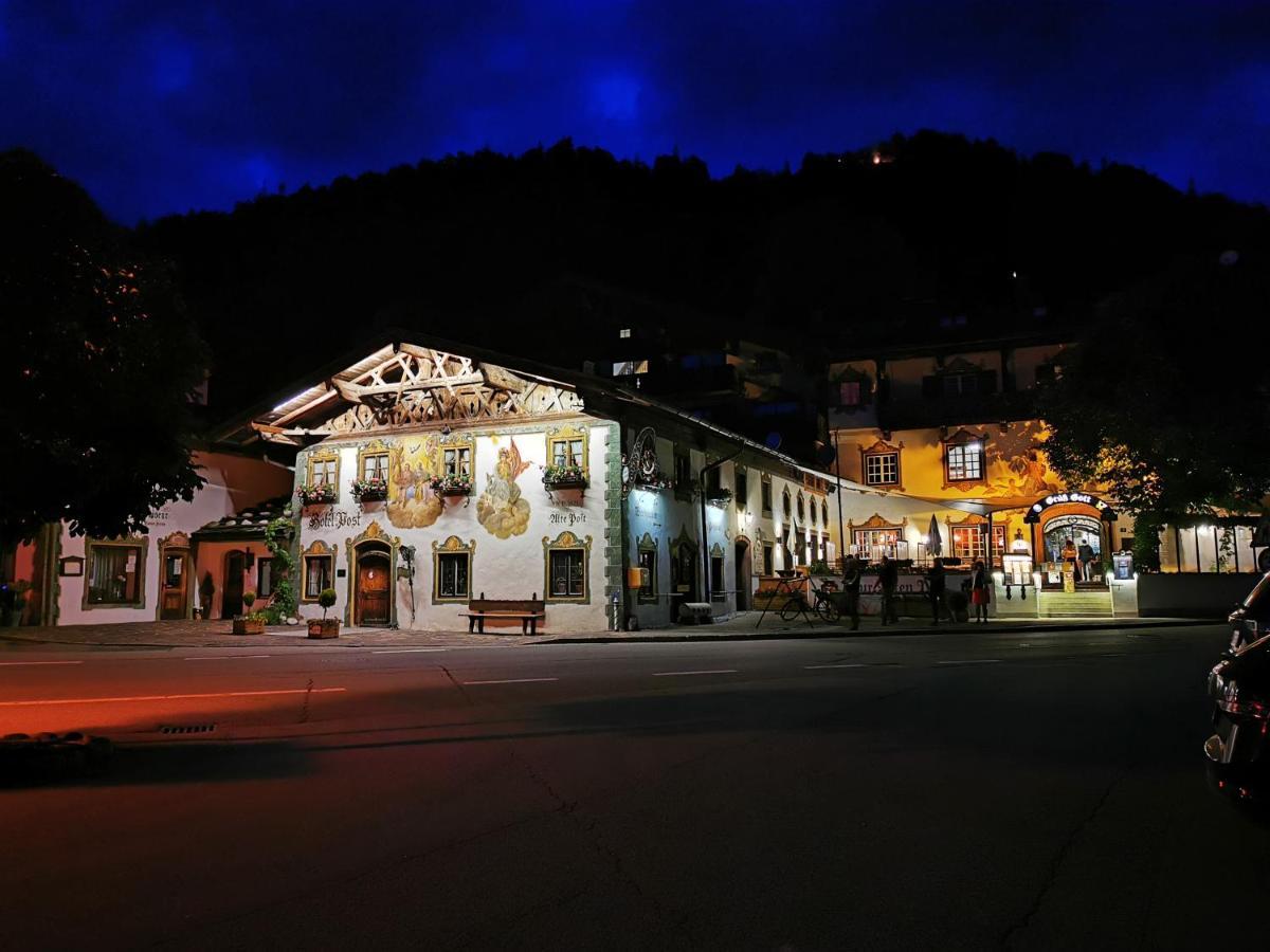 Gasthof & Hotel Zur Post Wallgau Exterior photo